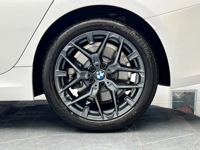 BMW 3 Series — Фото автомобиля 25