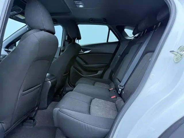 Mazda CX-4 — Фото автомобиля 11