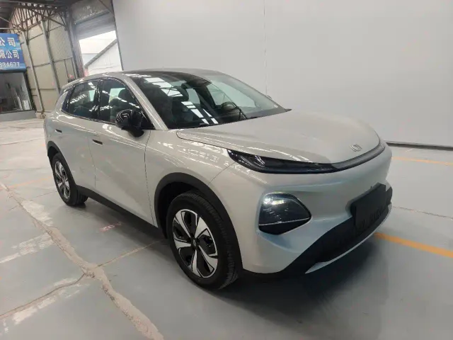 Changan Qiyuan Q05 — Фото автомобиля 4