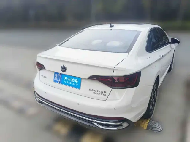 Volkswagen Sagitar — Фото автомобиля 2