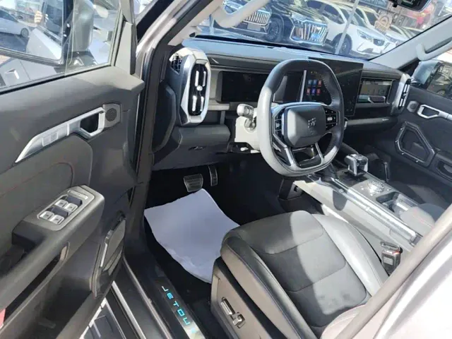Jetour T2 — Фото автомобиля 15