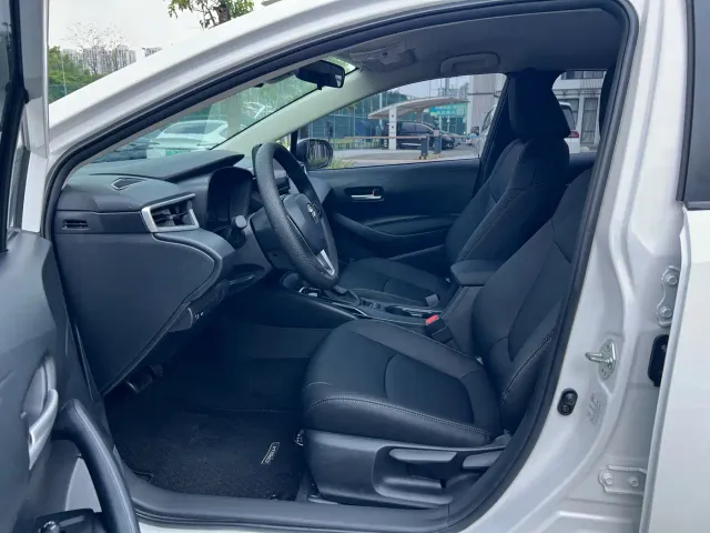 Toyota Corolla — Фото автомобиля 11