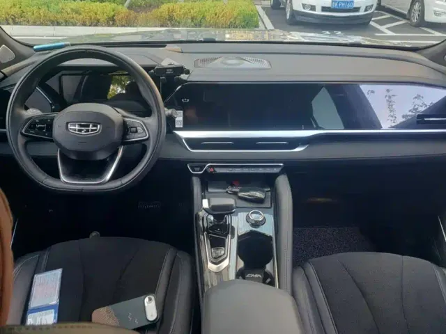 Geely Xingyue L — Фото автомобиля 12