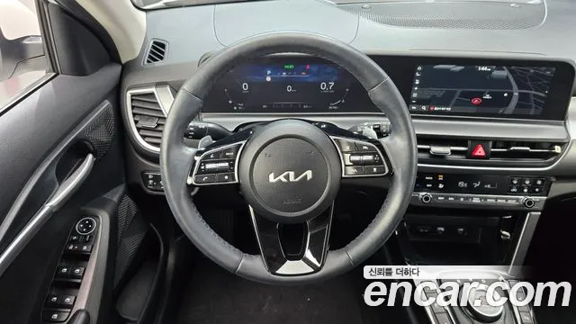 Kia Seltos — Фото автомобиля 19
