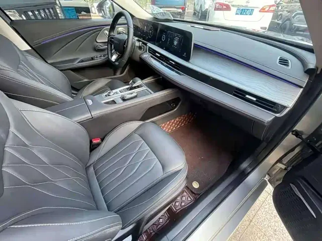 Chery Arrizo 8 — Фото автомобиля 5