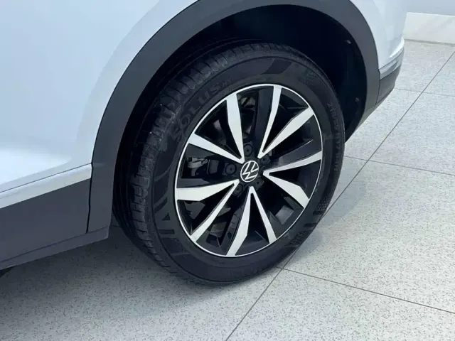 Volkswagen T-Roc — Фото автомобиля 8
