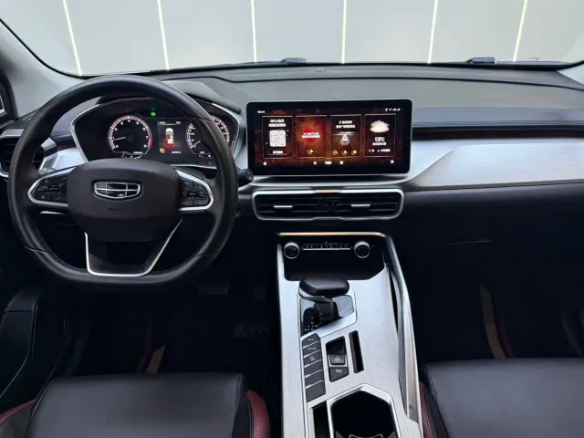 Geely Binyue — Фото автомобиля 5