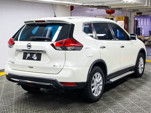Nissan X-Trail — Фото автомобиля 20