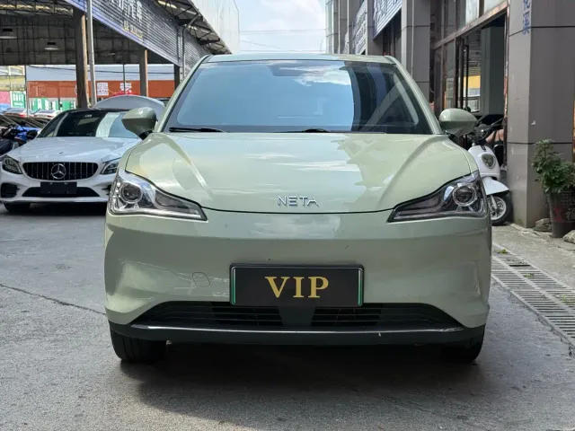 Nezha Auto Nezha V 2022 Trend 400 Lite — Фото автомобиля 2