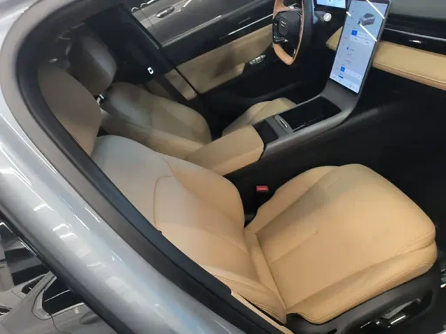 Geely Galaxy L6 — Фото автомобиля 24