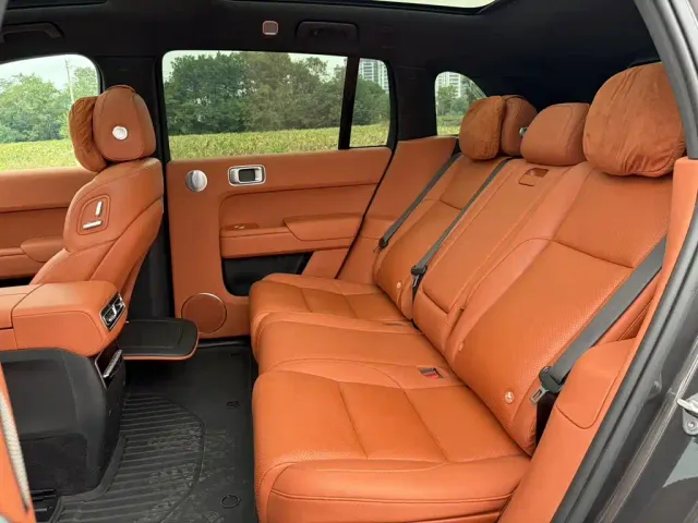Li Auto L7 — Фото автомобиля 6