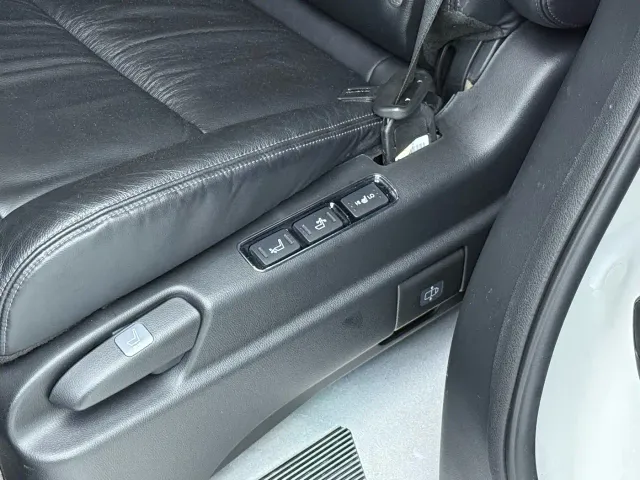 Honda Elysion — Фото автомобиля 10