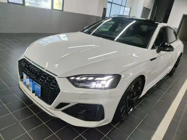 Фотография автомобиля — Audi RS 5