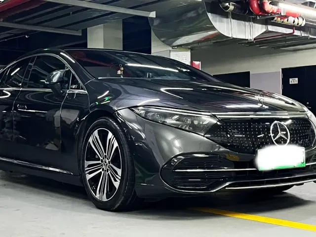 Mercedes-Benz EQS — Фото автомобиля 3
