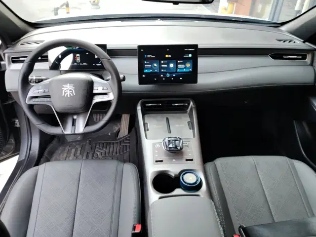 BYD Qin PLUS — Фото автомобиля 12