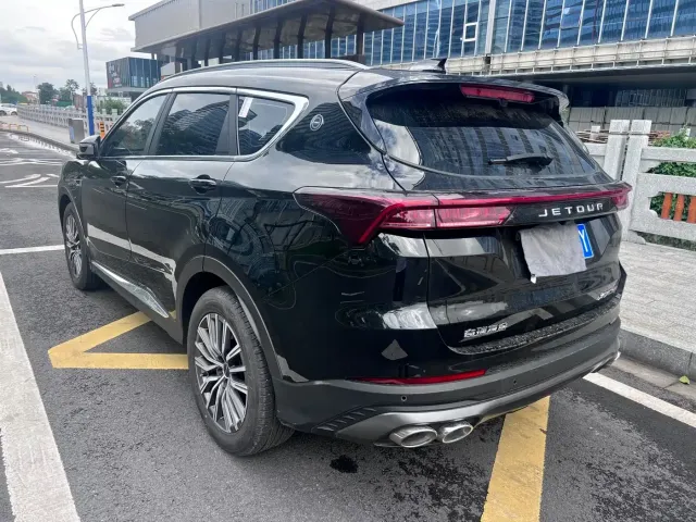 Jetour X70 Plus — Фото автомобиля 12