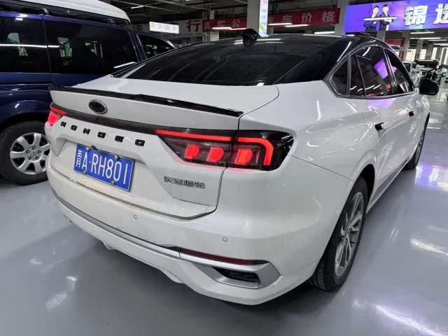 Ford Mondeo — Фото автомобиля 19