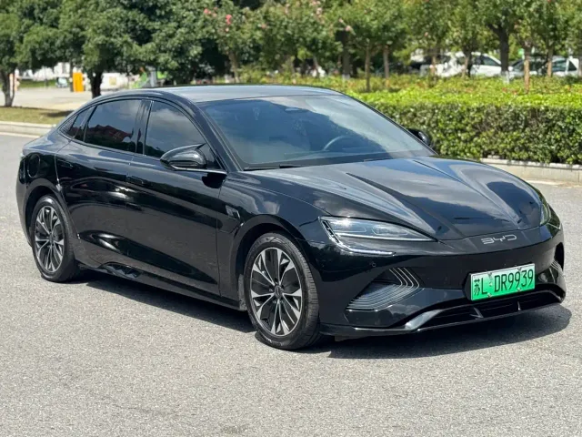 BYD Seal — Фото автомобиля 3