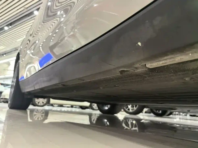 Leapmotor C10 — Фото автомобиля 20