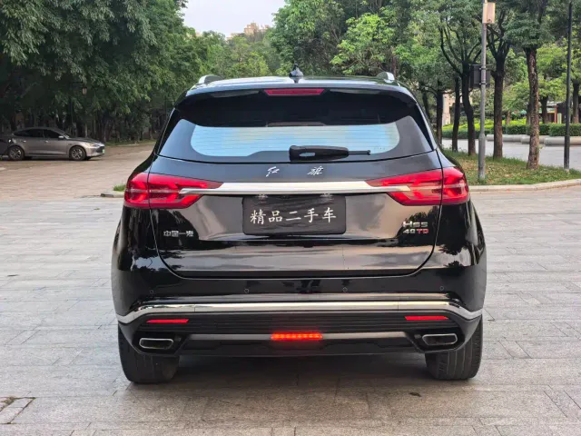 Hongqi HS5 — Фото автомобиля 6