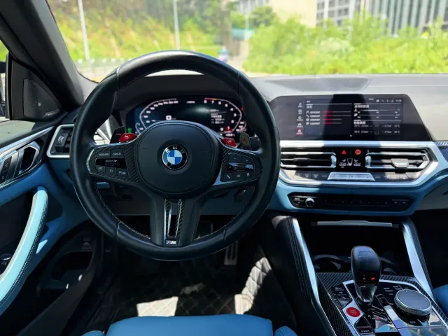 BMW M4 — Фото автомобиля 5