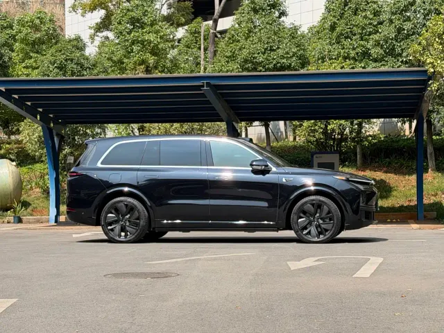 Li Auto L9 — Фото автомобиля 4
