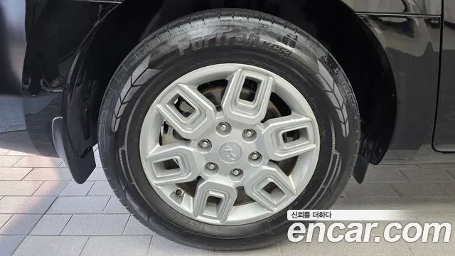 Hyundai Staria Staria Tourer 11 мест — Фото автомобиля 5