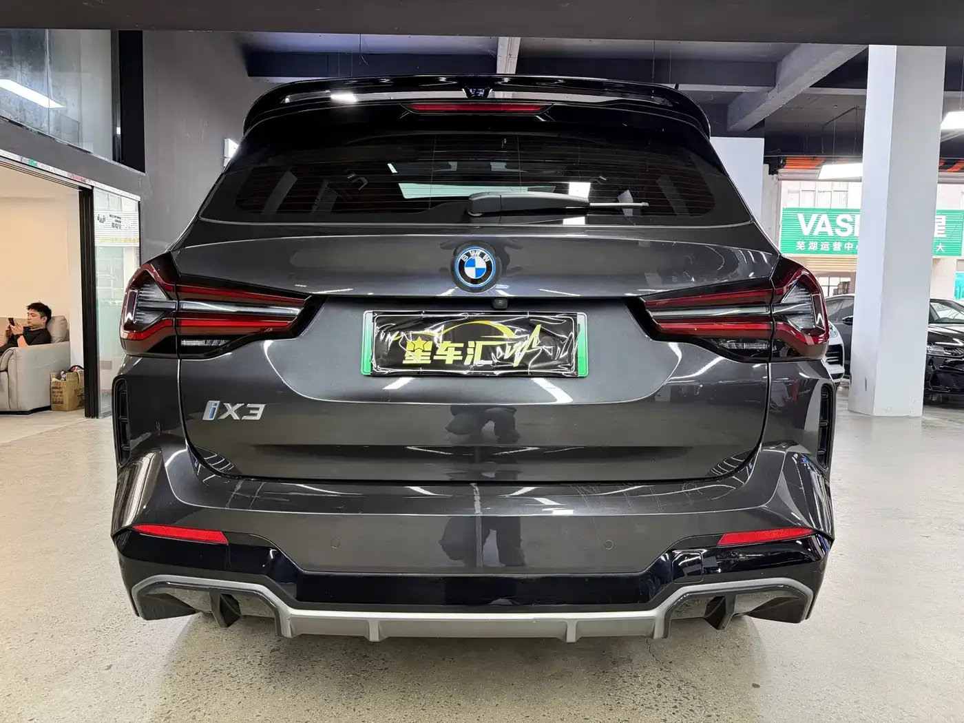 BMW BMW iX3 2022 Leading Edition — Фото автомобиля 12