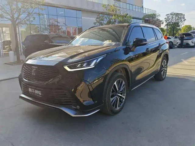 Фотография автомобиля — Toyota Crown Kluger