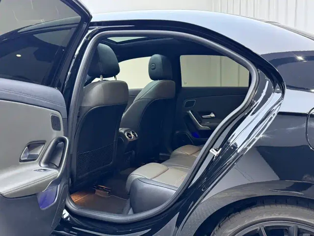 Mercedes-Benz A-Class AMG — Фото автомобиля 10