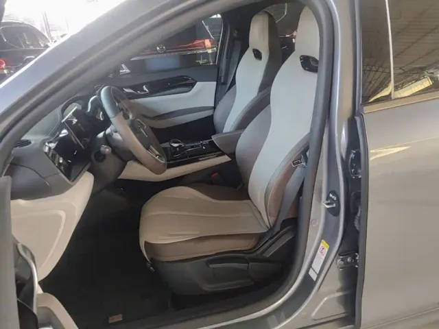 BYD Qin PLUS — Фото автомобиля 14