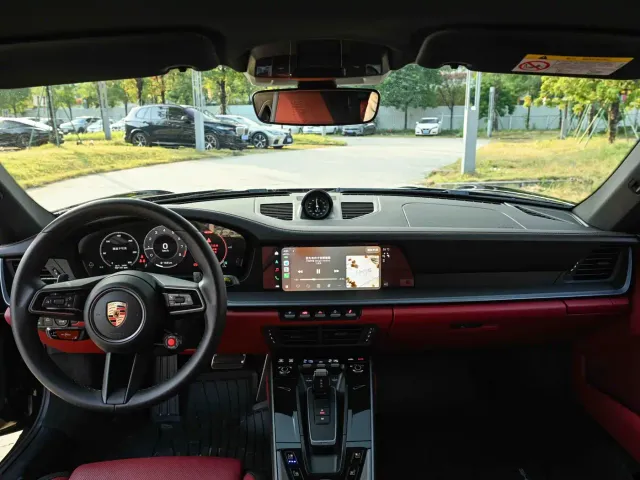 Porsche 911 — Фото автомобиля 13