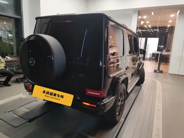 Mercedes-Benz G-Class — Фото автомобиля 6