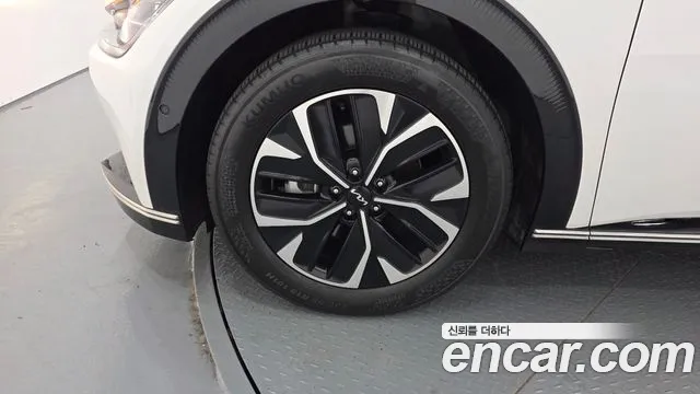 Kia EV6 — Фото автомобиля 5