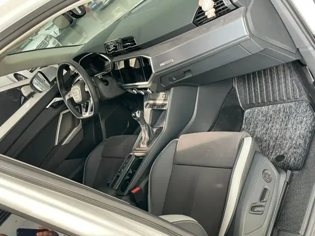 Audi Q3 — Фото автомобиля 6