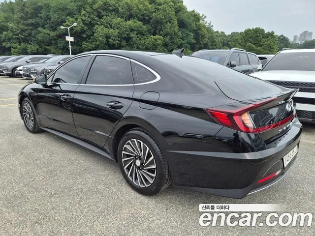 Hyundai Sonata — Фото автомобиля 4
