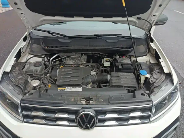 Volkswagen T-Cross — Фото автомобиля 10