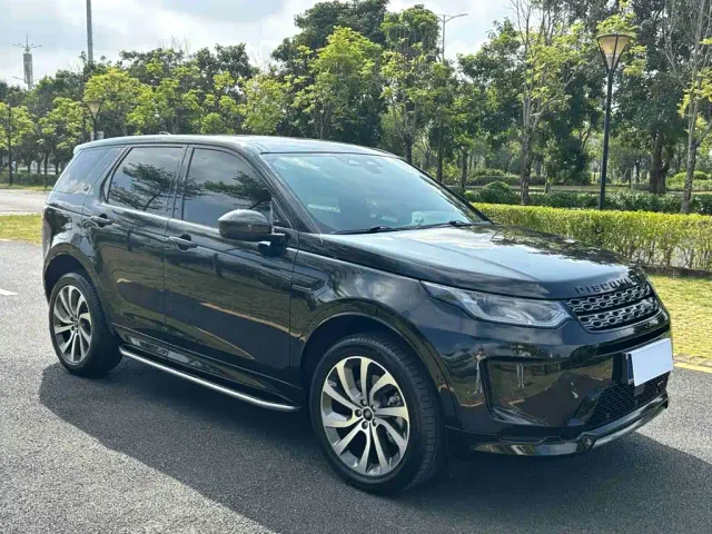 Land Rover Discovery Sport — Фото автомобиля 3