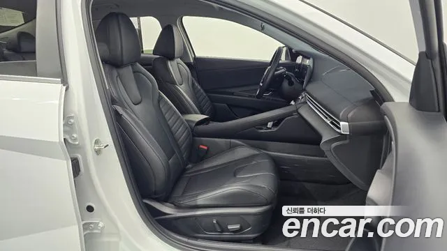 Hyundai AVANTE Avante (CN7) — Фото автомобиля 9