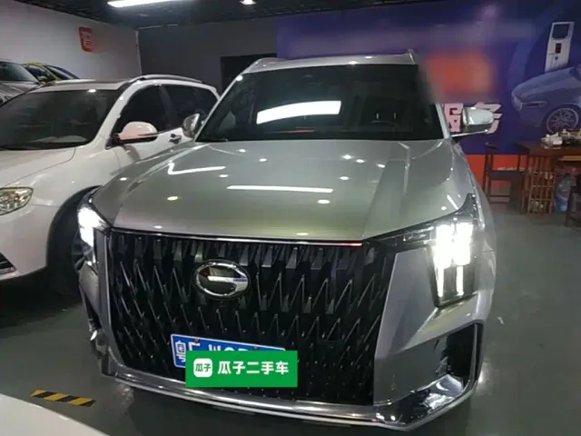 GAC Trumpchi GS8 — Фото автомобиля 2