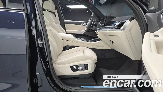 BMW X5 xDrive 40i M Sport — Фото автомобиля 23