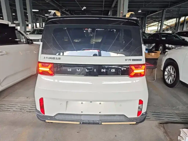 Wuling Hongguang Mini EV — Фото автомобиля 5