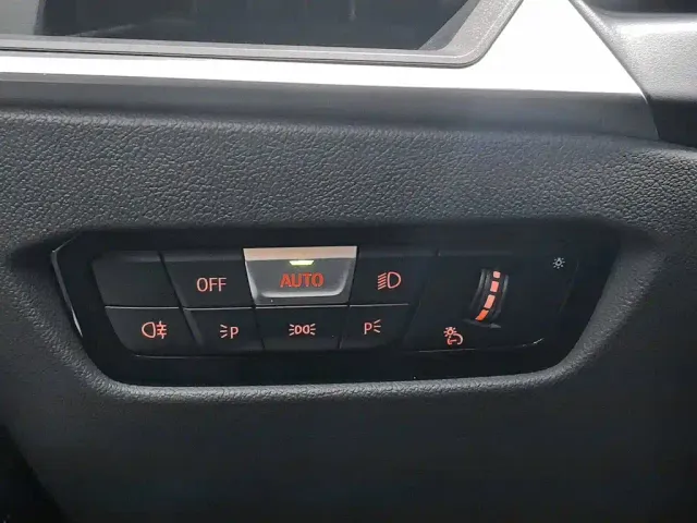 BMW 3 Series — Фото автомобиля 21