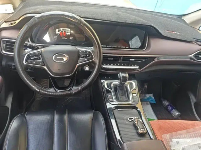 GAC Trumpchi M6 — Фото автомобиля 9