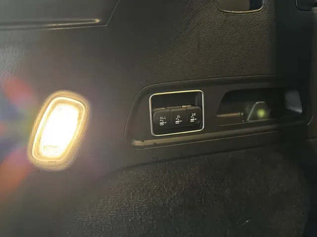 Mercedes-Benz GLS-Class — Фото автомобиля 23