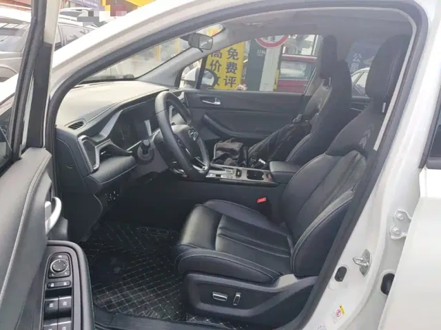 GAC Trumpchi GS4 — Фото автомобиля 14