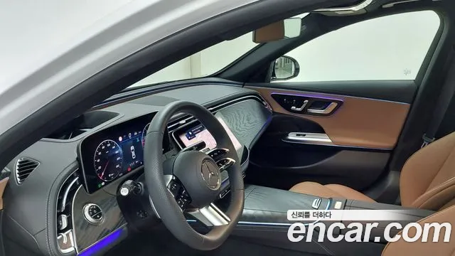 Mercedes-Benz E-Class — Фото автомобиля 14