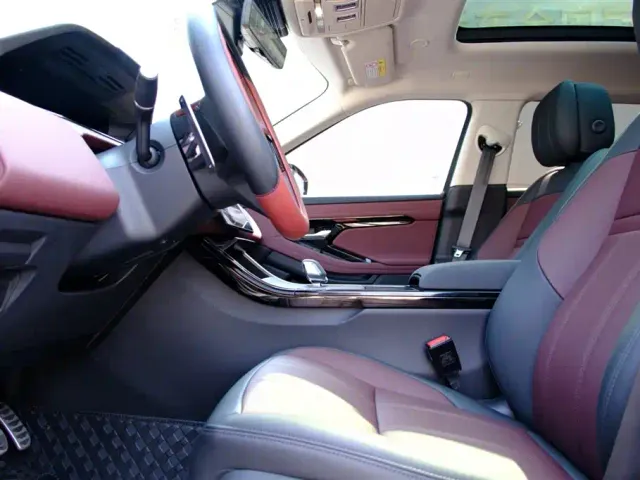 Land Rover Range Rover Evoque — Фото автомобиля 10
