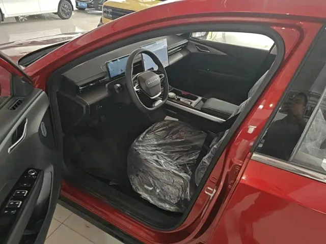 Wuling Starlight — Фото автомобиля 14