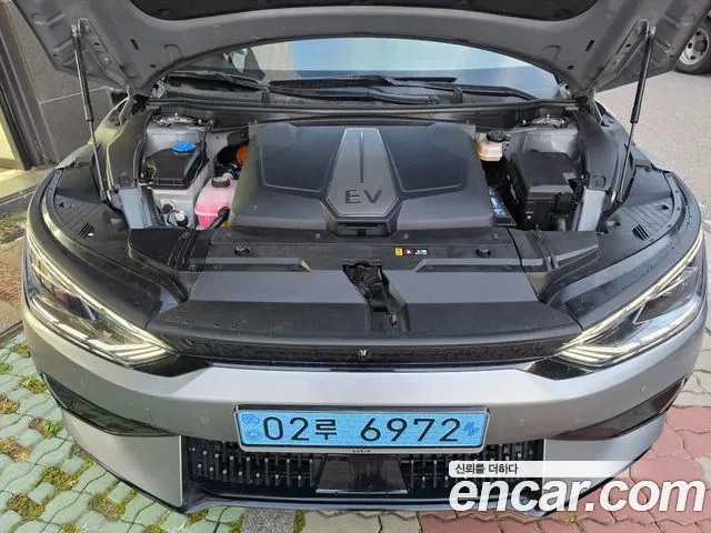Kia EV6 — Фото автомобиля 11